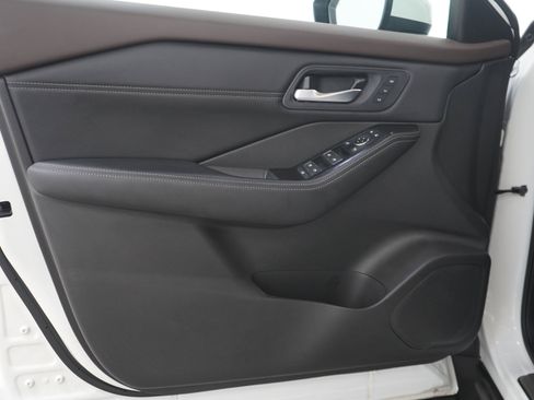 Used 2023 Nissan Rogue SL w/ SL Premium Package AWD/4WD image 19