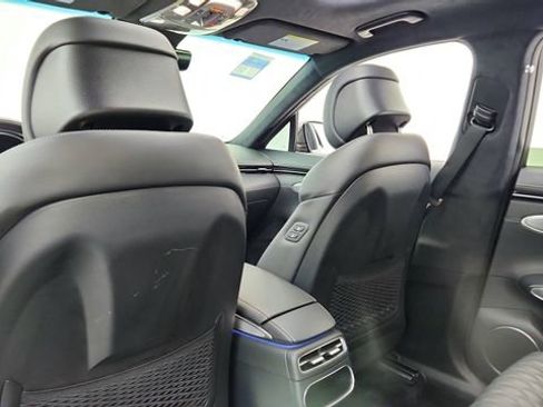 Used 2024 Genesis GV70 3.5T Sport w/ Sport Advanced Package AWD/4WD image 30