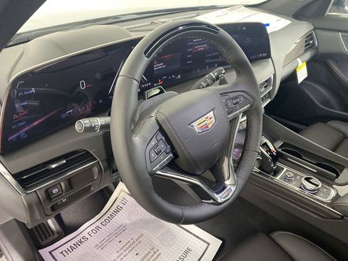 New 2026 Cadillac CT5 V image 12