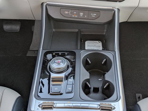 New 2026 Kia Carnival SX FWD image 27