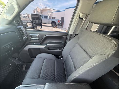 Used 2018 Chevrolet Silverado 1500 LT w/ All Star Edition AWD/4WD image 22