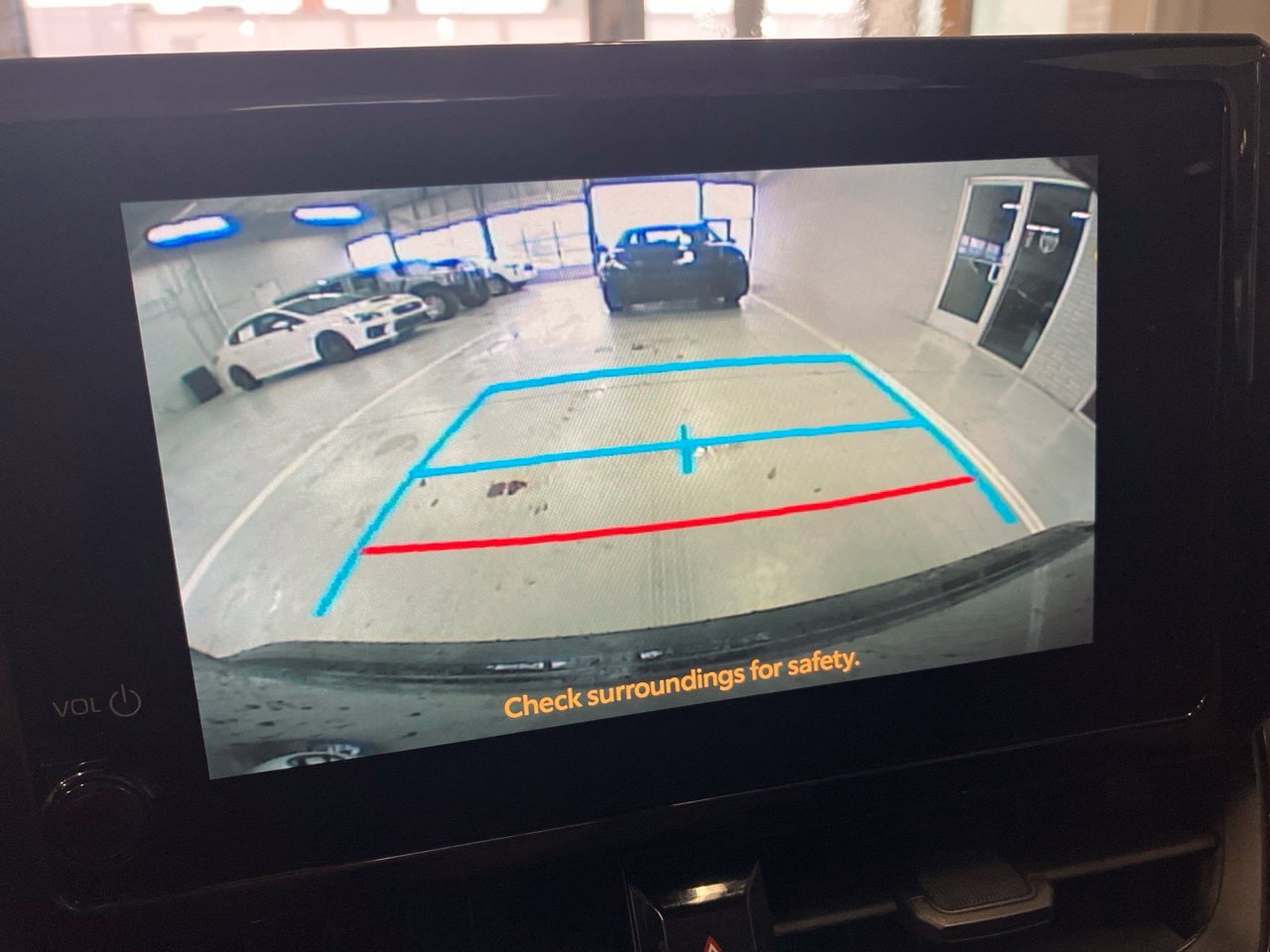 Used 2025 Toyota Corolla LE FWD image 10