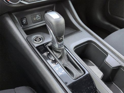 Used 2024 Nissan Sentra S image 11