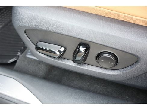 Used 2025 Lexus RX 350 FWD w/ Technology Package image 23