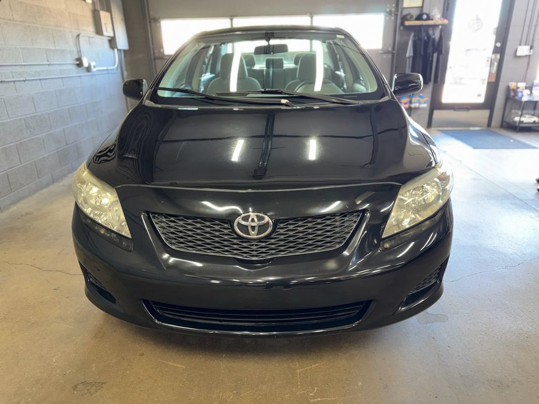Used 2010 Toyota Corolla LE FWD image 3