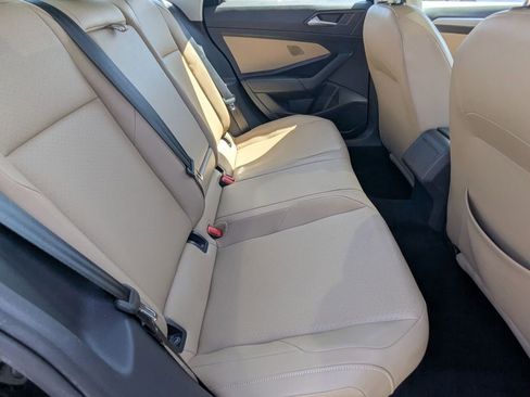 Used 2019 Volkswagen Jetta SE image 18