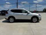 Used 2020 Nissan Rogue SV image 4