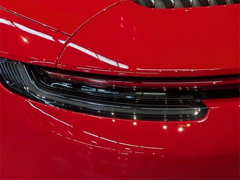 Certified 2022 Porsche 911 Targa 4S w/ Premium Package image 20