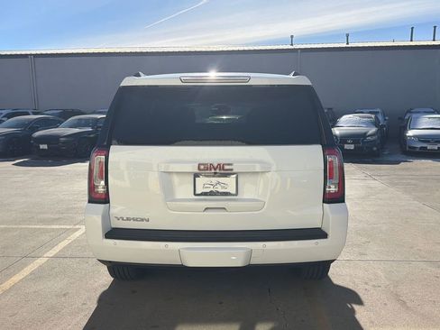 Used 2018 GMC Yukon SLT image 6