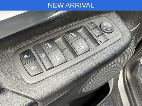 Used 2022 RAM 1500 Big Horn AWD/4WD image 17