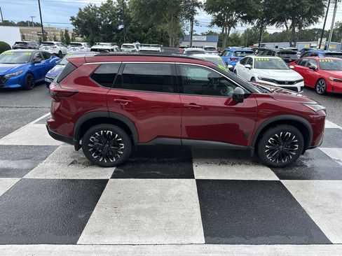 Used 2026 Nissan Rogue Dark Armor FWD image 3