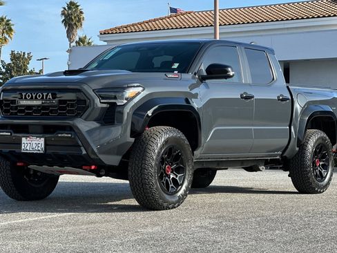Certified 2025 Toyota Tacoma TRD Pro image 9