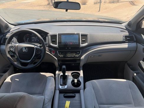 Used 2017 Honda Pilot EX image 28