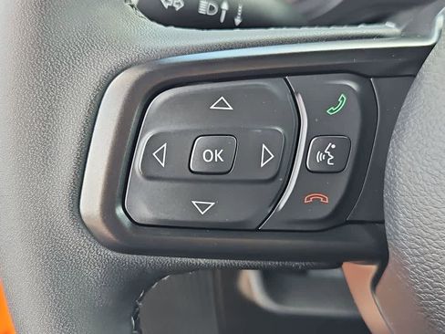 Used 2025 Jeep Wrangler Unlimited Rubicon w/ Convenience Group image 24