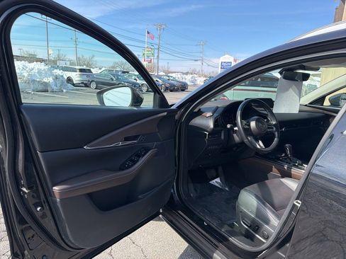 Used 2023 MAZDA CX-30 AWD 2.5 S w/ Premium Package image 9