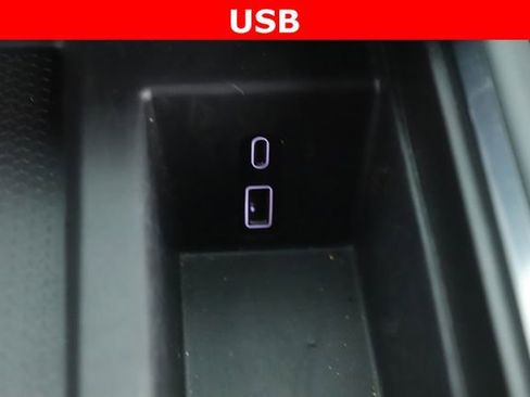 Used 2025 GMC Acadia AT4 w/ Luxury Package AWD/4WD image 24