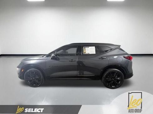 Used 2021 Chevrolet Blazer RS w/ Enhanced Convenience Package FWD image 2