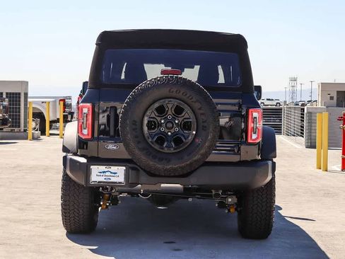 New 2026 Ford Bronco Outer Banks w/ Sasquatch Package AWD/4WD image 5