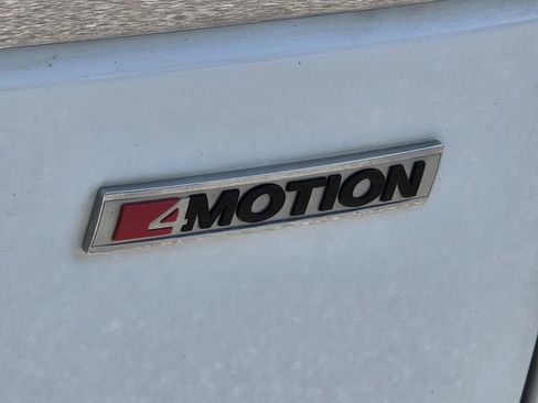 Used 2021 Volkswagen Atlas SE w/ Panoramic Sunroof Package image 32