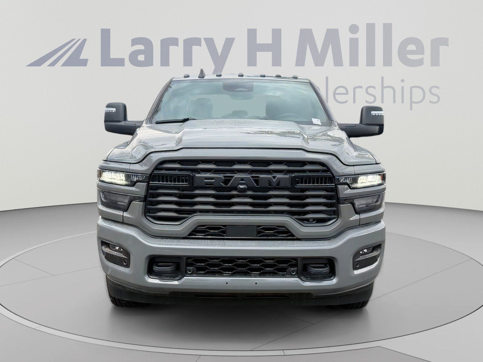 New 2027 RAM 3500 Big Horn AWD/4WD image 8