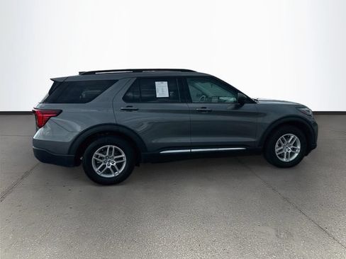 Used 2025 Ford Explorer Active RWD image 30