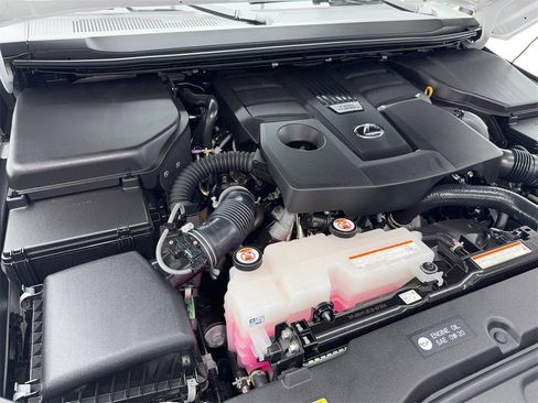 Used 2024 Lexus GX 550 image 56