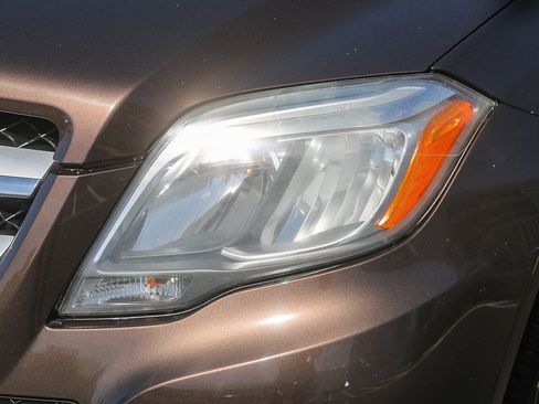 Used 2015 Mercedes-Benz GLK 350 2WD image 7