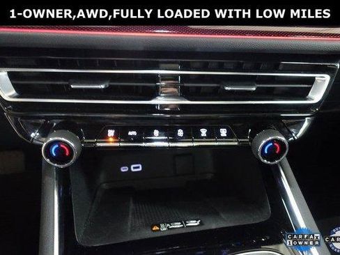 Used 2024 Chevrolet Traverse RS w/ LPO, Floor Liner Package AWD/4WD image 16