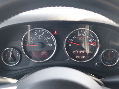 Used 2017 Jeep Wrangler Unlimited Rubicon image 17