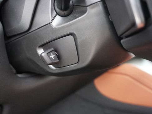 Used 2023 BMW X6 xDrive40i w/ M Sport Package image 55