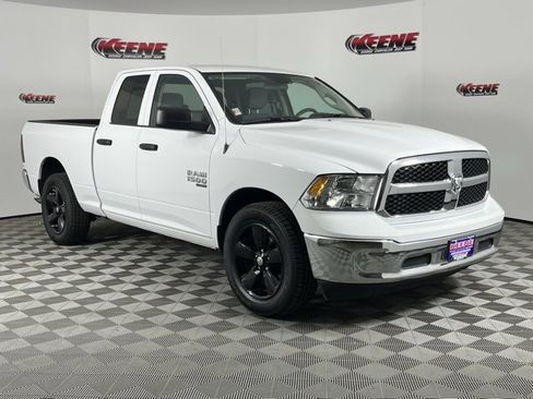 Used 2024 RAM 1500 Classic SLT image 2