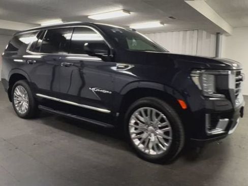 Certified 2023 GMC Yukon SLT AWD/4WD image 2