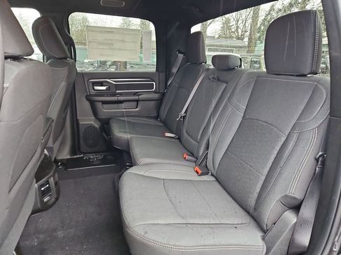 New 2026 RAM 2500 Big Horn AWD/4WD image 14