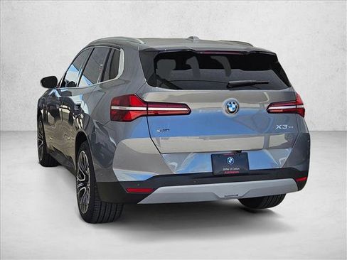 Certified 2025 BMW X3 xDrive30i w/ Premium Package image 7