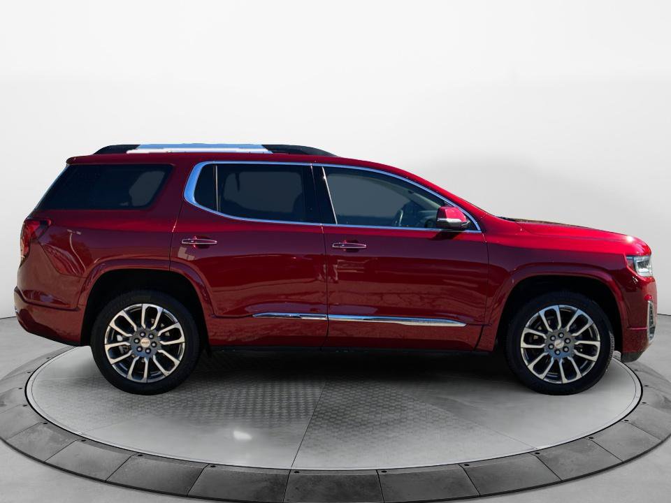 Used 2023 GMC Acadia Denali w/ Denali Ultimate Package FWD image 8