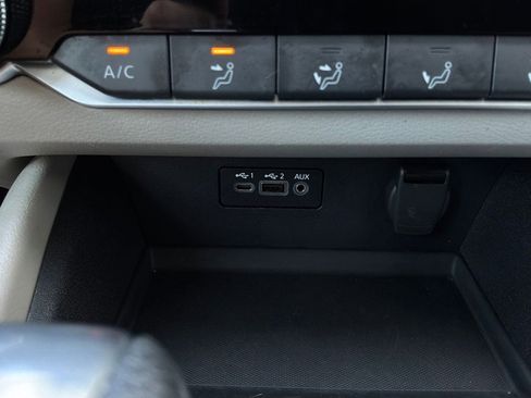 Used 2025 Nissan Altima 2.5 SV FWD image 25