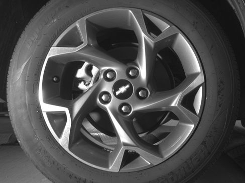 Used 2025 Chevrolet Trax LT w/ LT Convenience Package FWD image 15