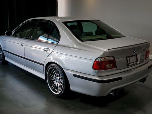 Used 2002 BMW M5 RWD image 30