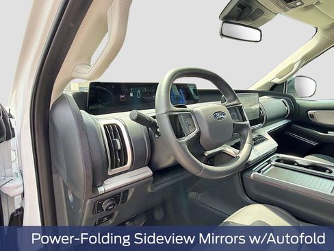 Used 2025 Ford Expedition Active AWD/4WD image 16