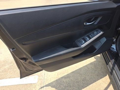 Used 2023 Honda Accord EX image 13