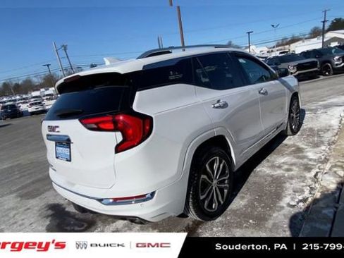 Used 2020 GMC Terrain Denali image 9