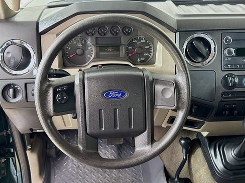 Used 2010 Ford F250 4x4 SuperCab Super Duty image 14