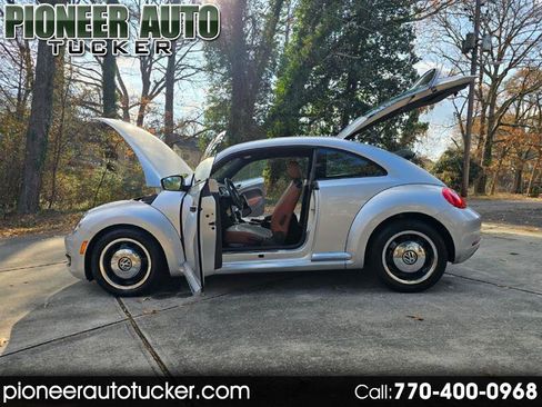 Used 2015 Volkswagen Beetle 1.8T Classic image 1