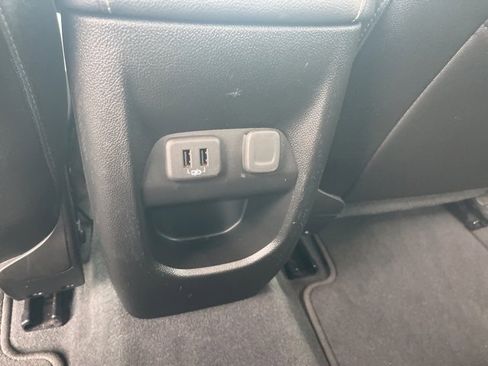 Used 2019 Chevrolet Colorado ZR2 image 22