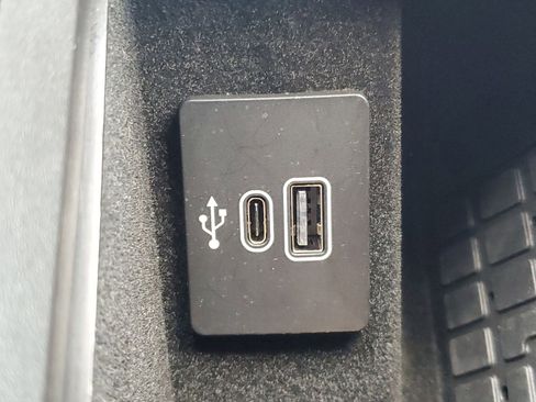 Used 2025 Lincoln Navigator Reserve AWD/4WD image 30