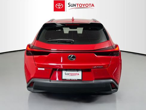 Used 2023 Lexus UX 250h FWD w/ Accessory Package (Z2) image 5