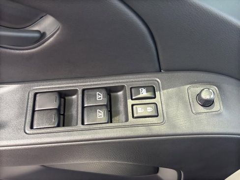 New 2026 Nissan Frontier SV image 19