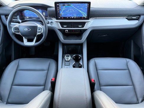 New 2026 Ford Explorer Active w/ Active Comfort Package image 18