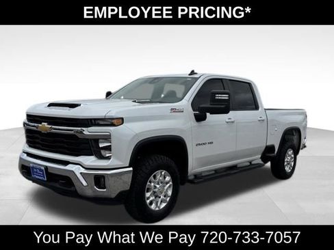 Used 2024 Chevrolet Silverado 2500 LT w/ Convenience Package AWD/4WD image 1