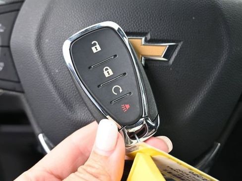 Used 2024 Chevrolet TrailBlazer LT w/ LT Cold Weather Package AWD/4WD image 34